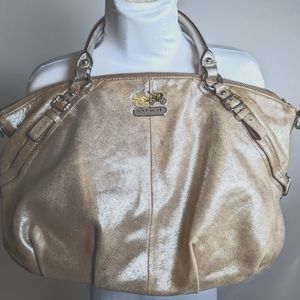 COACH MADISON SOPHIA Leather Gold Metallic Shoulder Bag w/Mint Satin lining.